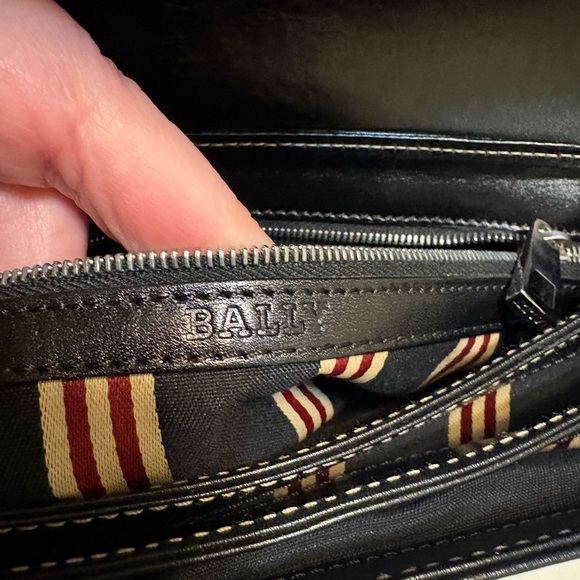 Bally Black Leather Shoulder Bag vintage - Picture 7 of 11